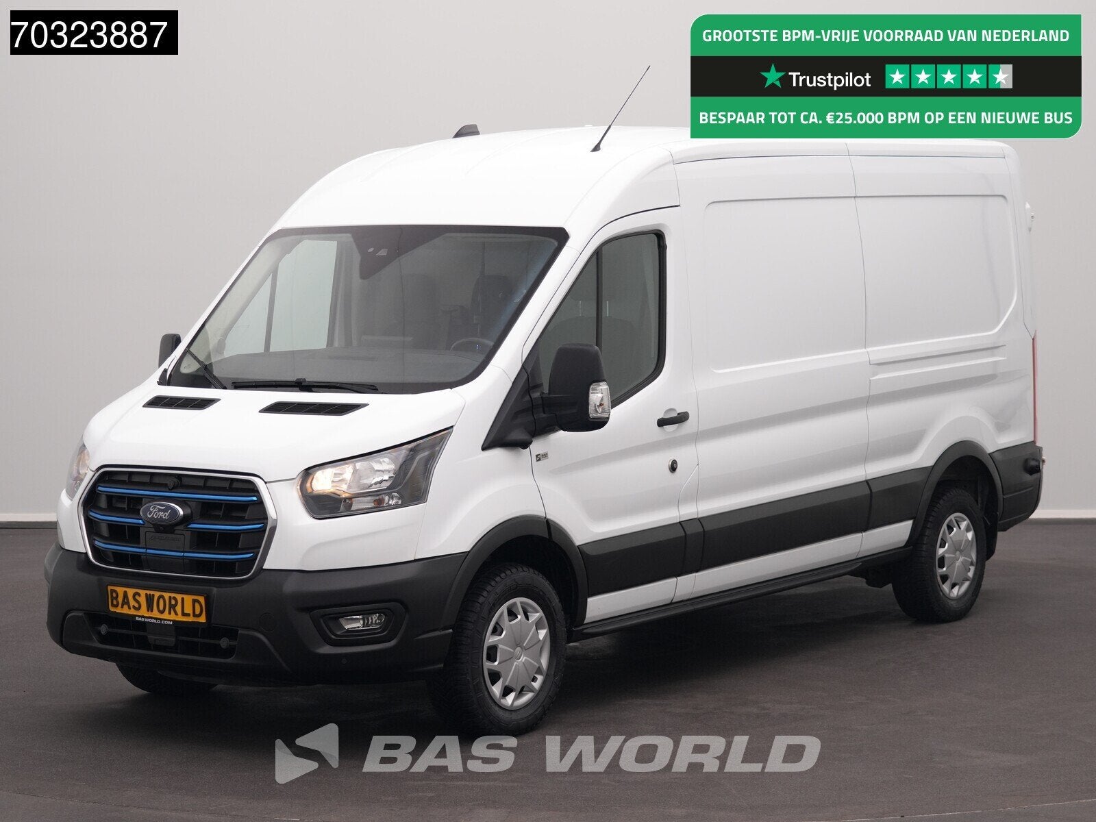 Ford e-Transit 184pk L3H2 L3 Elektrisch 68kWh 317km WLTP Nav, Auto's, Bestelwagens en Lichte vracht, Automaat, Stof, Gebruikt