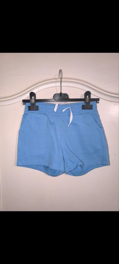 Shortje 128, Kinderen en Baby's, Kinderkleding | Maat 128, Ophalen of Verzenden