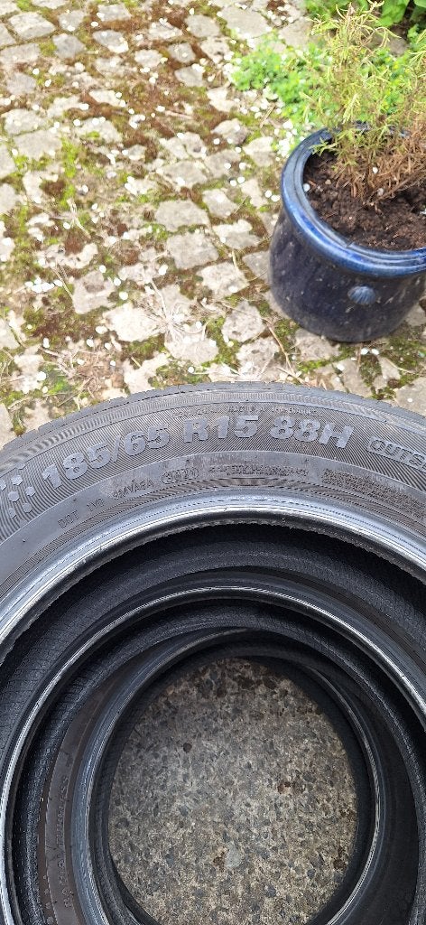 4 banden Kumho, Autos : Pièces & Accessoires, Pneus & Jantes, 15 pouces, Véhicule de tourisme, Pneus été, 185 mm