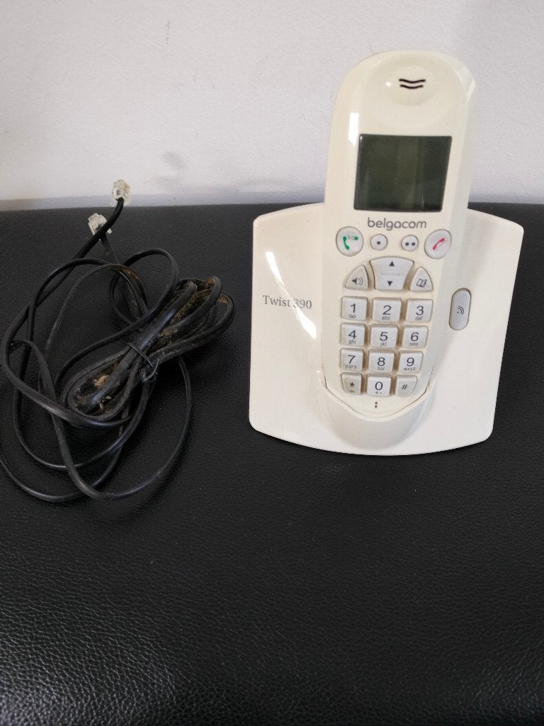 Téléphone portable Twist 390 avec station de recharge, Enlèvement ou Envoi, Utilisé, 1 combiné