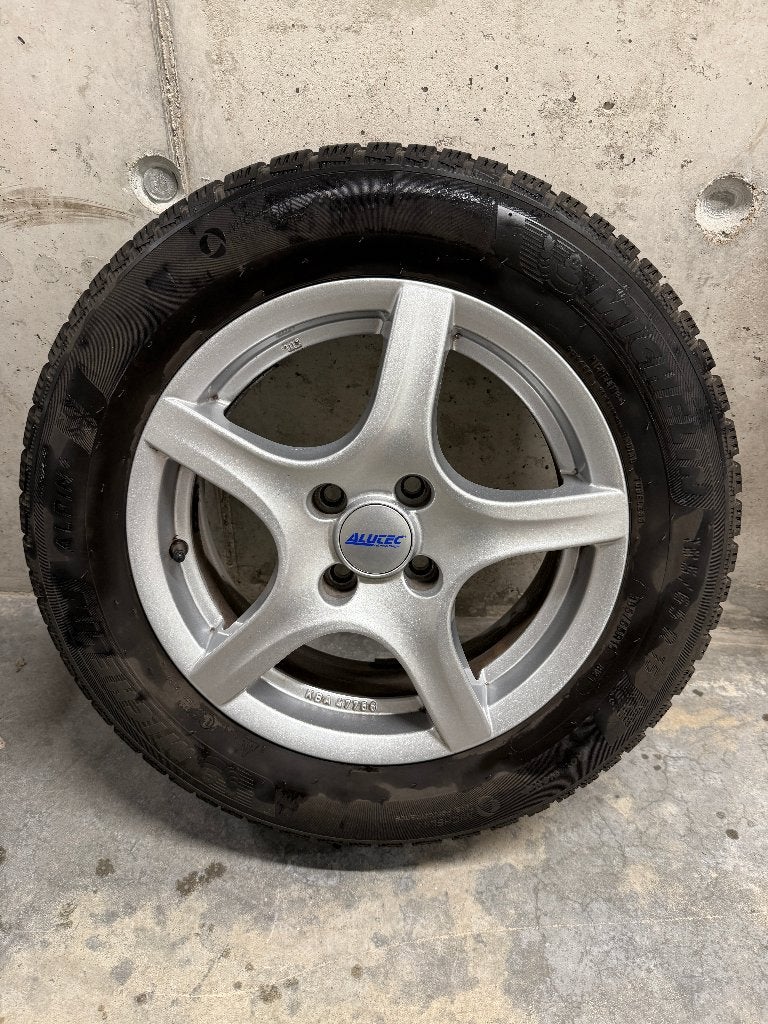 Сomplete winterset velgen + banden (4 stuks), Ophalen, Gebruikt, 15 inch, Banden en Velgen