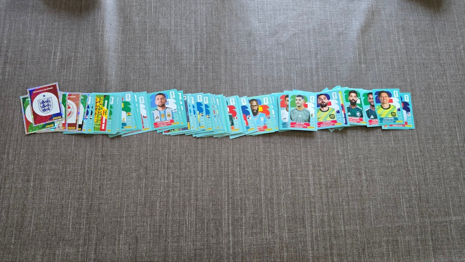 Panini stickers voor te ruilen., Ophalen