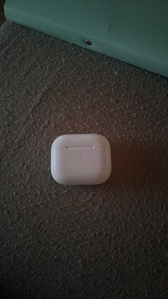 Apple airpods 3, Telecommunicatie, Mobiele telefoons | Oordopjes, Ophalen, Zo goed als nieuw, Apple