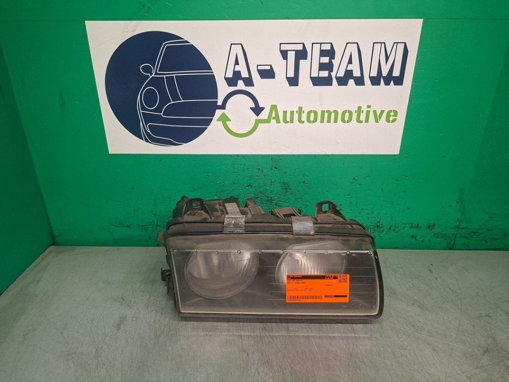 PHARE / OPTIQUE AVANT DROIT BMW 3 serie (E36 / 2), Autos : Pièces & Accessoires, Utilisé, BMW, Petuelring 130
80809  München, DE