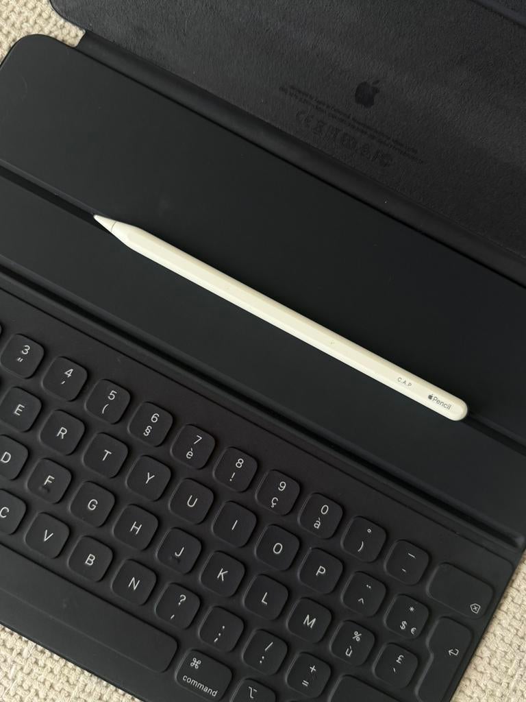 PROMO Apple Set – Keyboard + Pencil 2 | Vandaag ophalen!, Computers en Software, Tablet-hoezen, Ophalen of Verzenden, Zo goed als nieuw