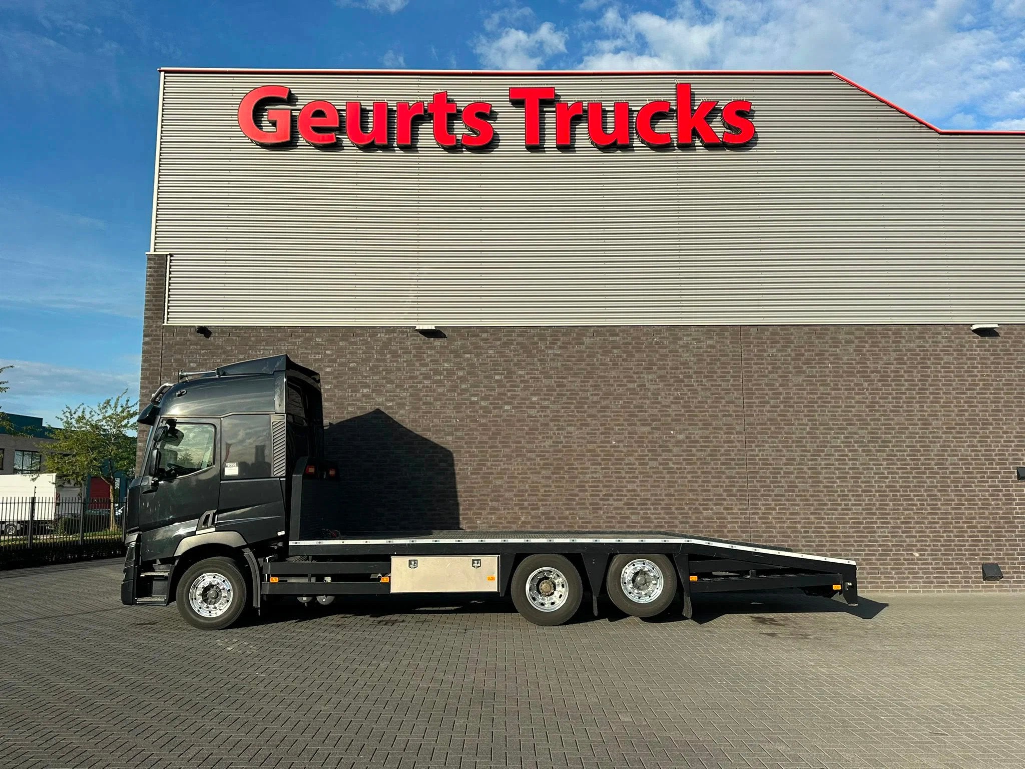 Renault T440 6X2 OPRIJWAGEN/MACHINERYTRANSPORTER/MACHINETAXI, Achat, Euro 6, 439 ch, 2 places