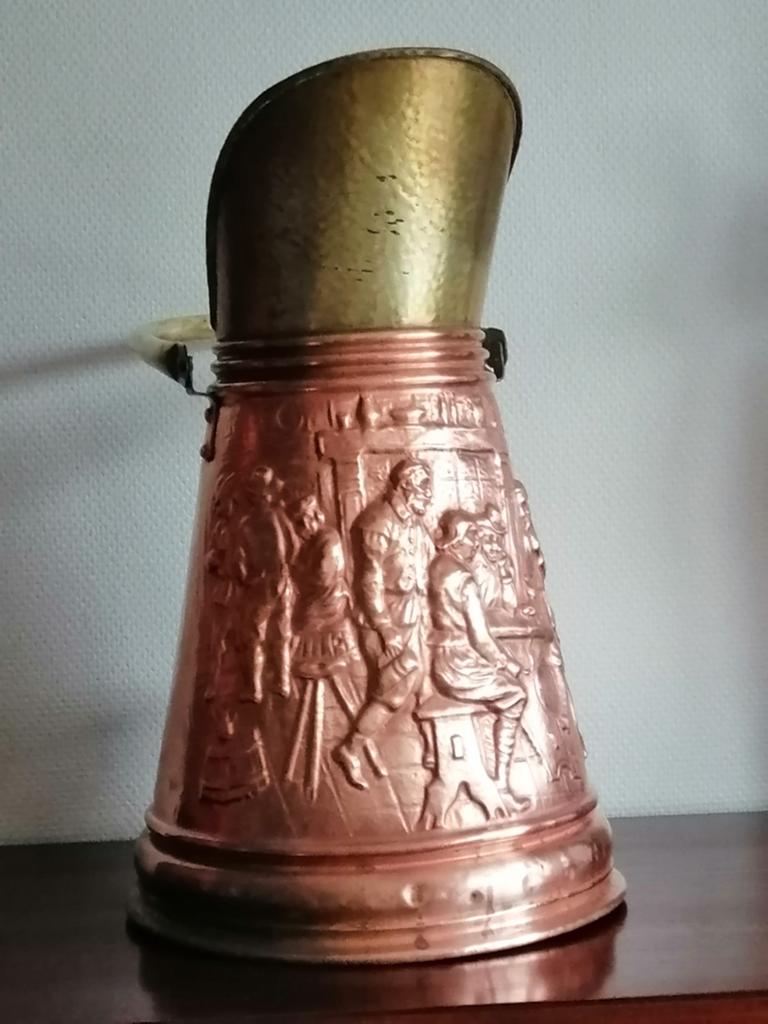 Charbonnière ancienne en cuivre, Enlèvement, Cuivre