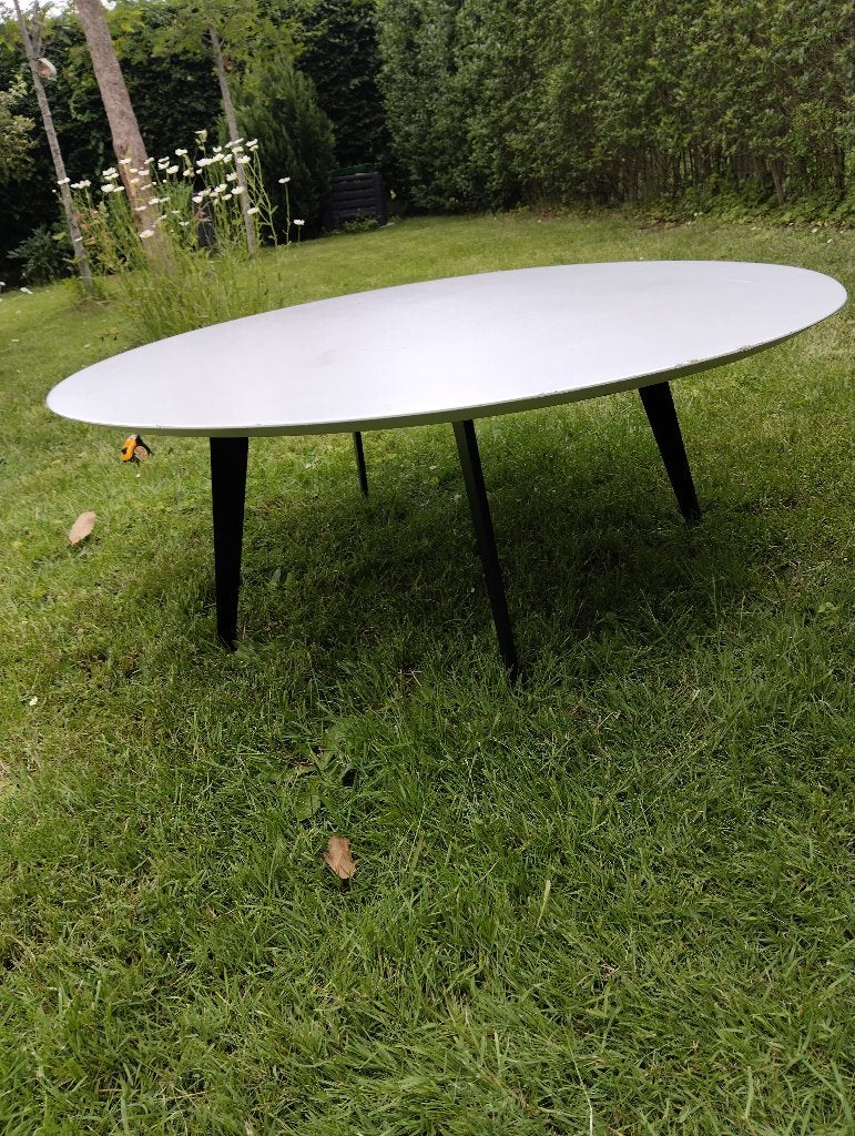 Eivormige witte salontafel 109x94x35h, Huis en Inrichting, Tafels | Salontafels, Modern design, Gebruikt, 100 tot 150 cm, 50 tot 100 cm