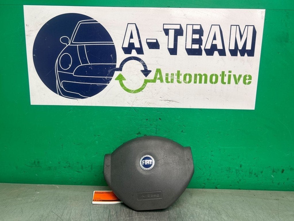 AIRBAG VOLANT Fiat Panda (169) (|30340401|), Postoffice@zf.com, Löwentaler Straße 20
88046  Friedrichshafen, DE, Utilisé, Fiat
