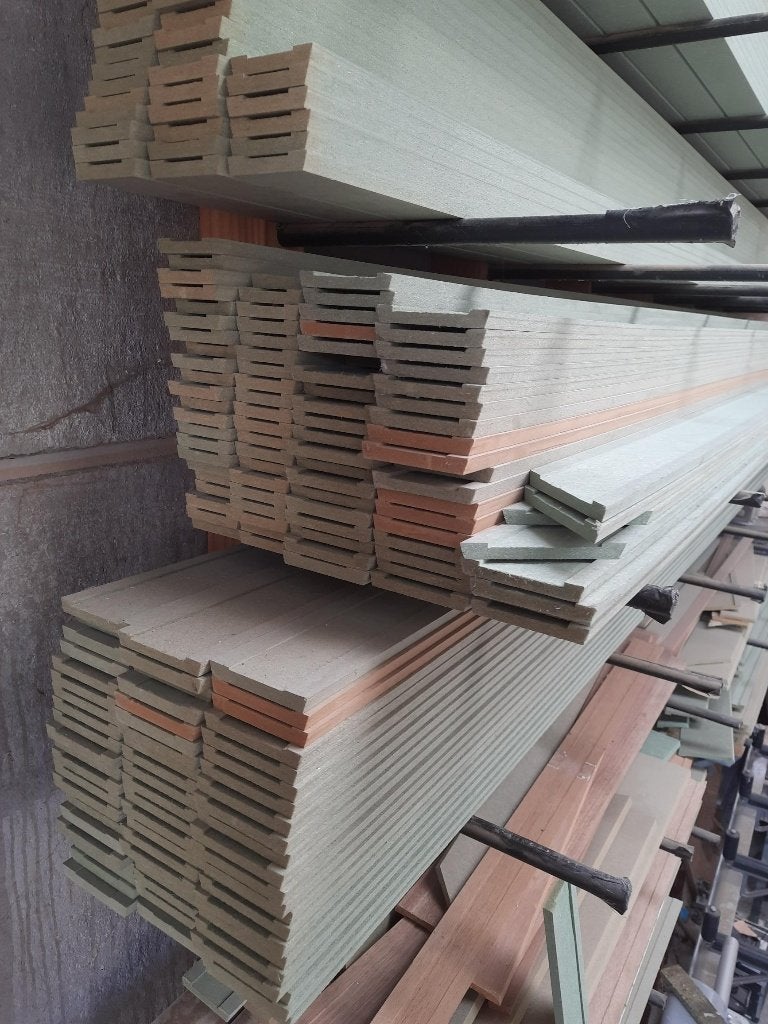 Cadres de fenêtres et de portes en MDF IMPERMÉABLE., Bricolage & Construction, Enlèvement, Neuf, Bois, Autres types