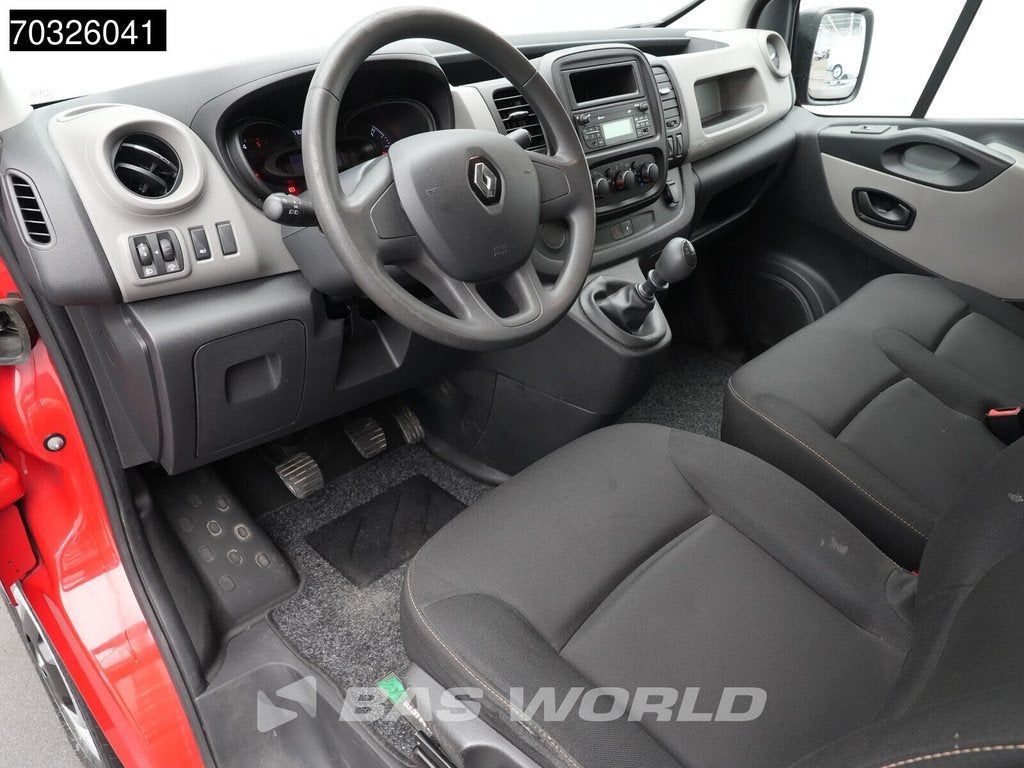 Renault Trafic 95pk Dubbel Cabine L2H1 Trekhaak Airco Euro6, Auto's, Bestelwagens en Lichte vracht, Stof, Gebruikt, Euro 6, 4 cilinders