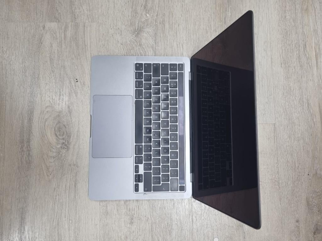Apple MacBook Pro 13 zilver, Computers en Software, Apple Macbooks, Refurbished, MacBook, 13 inch, 3 tot 4 Ghz, 512 GB, 8 GB, Qwerty