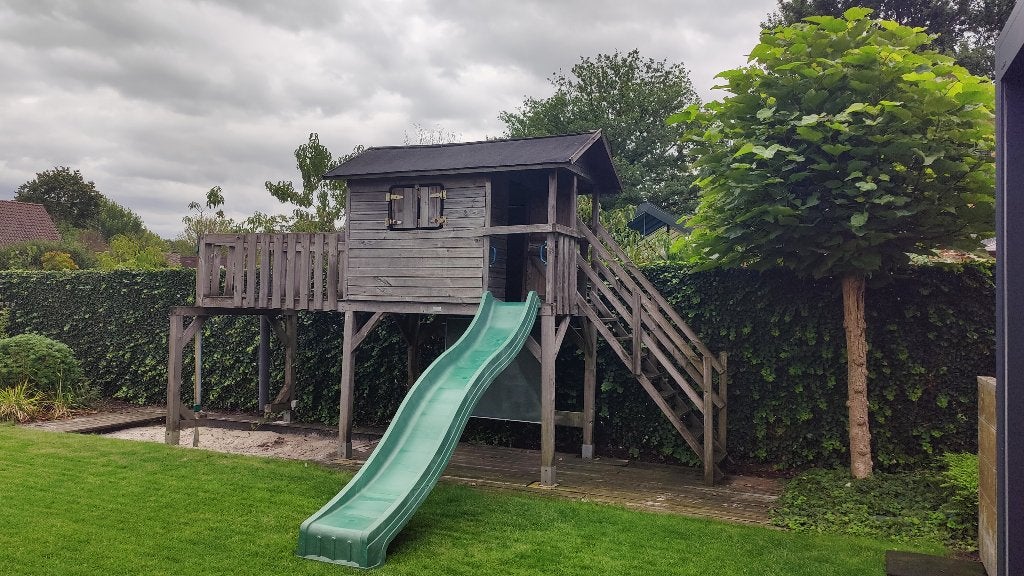 GRATIS speeltoestel met schuifaf en zandbak, Ophalen, Gebruikt, Glijbaan