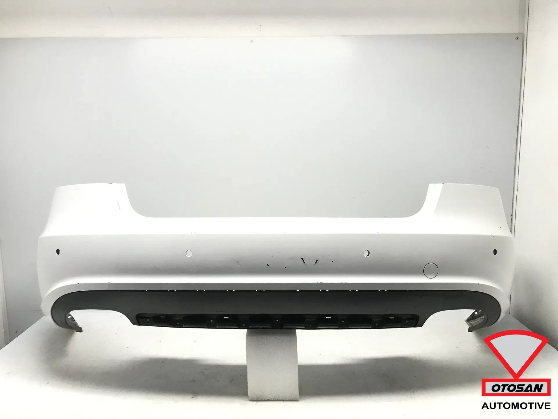 Audi A5 S5 8T Sportback Achterbumper Bumper 4xPDC Origineel!, Auto-onderdelen, Gebruikt, AUDI AG, Auto-Union-Strasse 1
85045  Ingolstadt, DE