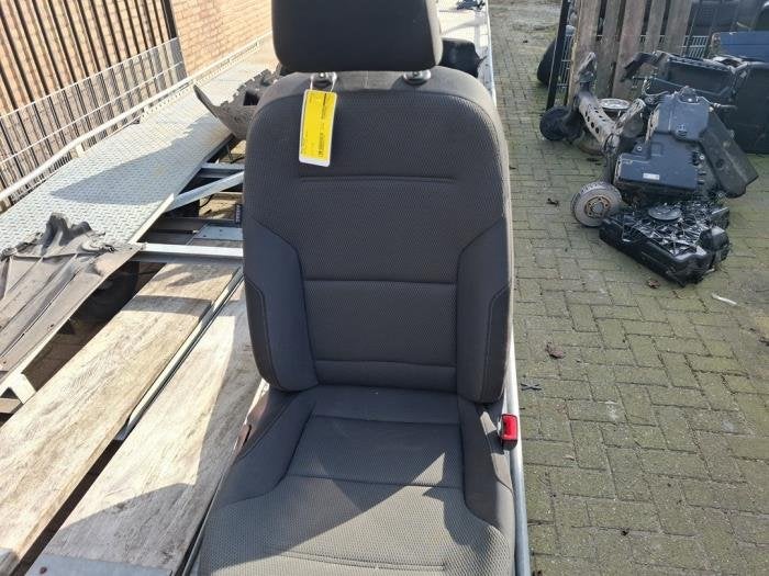 Stoel rechts van een Volkswagen Golf, Auto-onderdelen, Gebruikt, -, Volkswagen, -