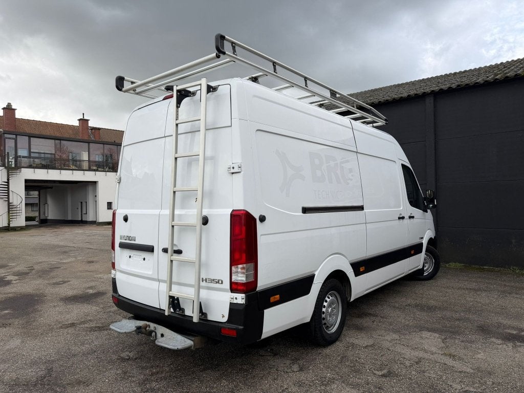 Hyundai H350 2018, Auto's, Bestelwagens en Lichte vracht, Euro 6, Wit, Bedrijf, Handgeschakeld
