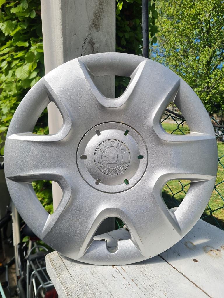 Skoda velg deksel (3x), Auto-onderdelen, Ophalen, Gebruikt, Personenwagen, Velg(en)