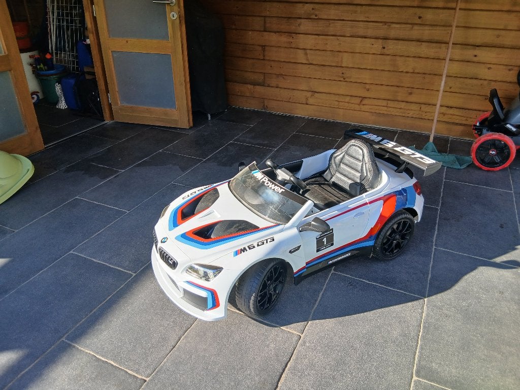Voiture électrique pour enfants, Utilisé