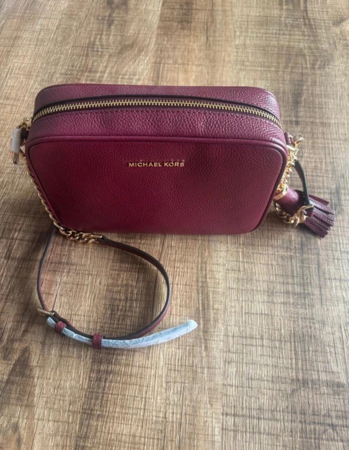 Nieuwe Michael Kors crossbodytas – nooit gebruikt, Handtassen en Accessoires, Ophalen of Verzenden, Nieuw, Rood, Schoudertasje