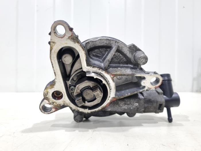 Pompe à vide (diesel) d'un Mercedes Vito, Autos : Pièces & Accessoires, Moteurs & Accessoires, Mercedes-Benz, Utilisé, 3 mois de garantie