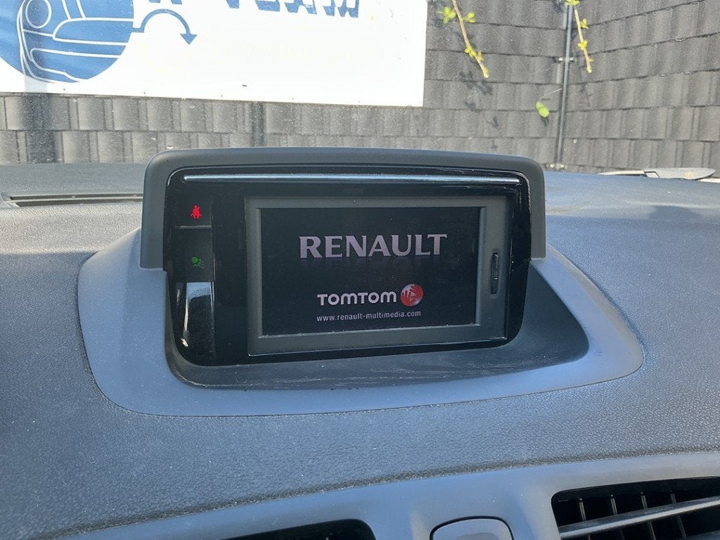 SYSTEME NAVIGATION GPS Renault Megane III Berline (BZ), Autos : Pièces & Accessoires, Renault, Utilisé, Peter-Huppertz-Straße 5
51063  Köln, DE