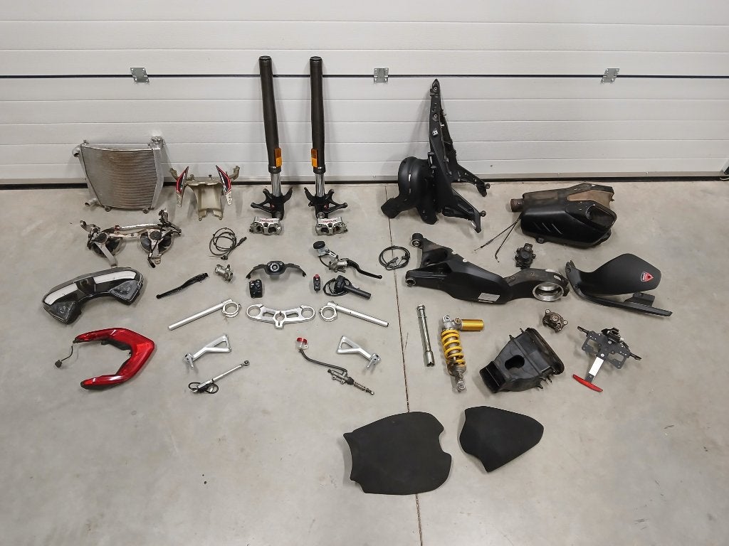 Ducati Panigale V4 onderdelen, Motos, Pièces | Ducati, Utilisé, Enlèvement ou Envoi