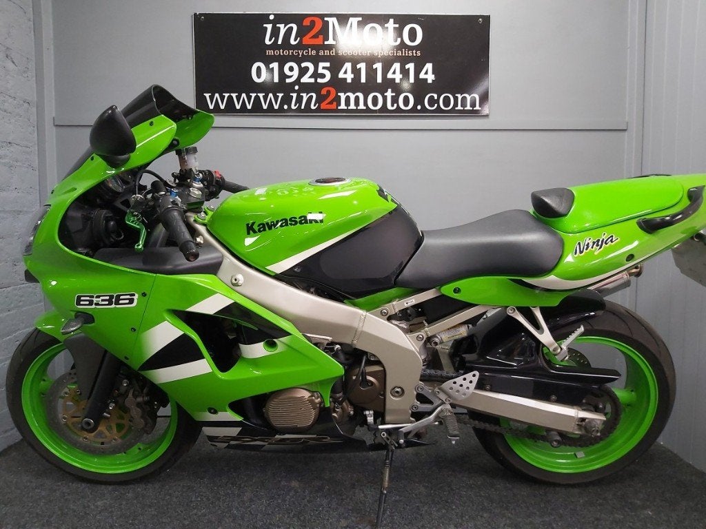 gezocht Kawasaki ZX6R 636 2002 groen of rood, 636 cc, 4 cilinders, Motorrijbewijs A, Gebruikt