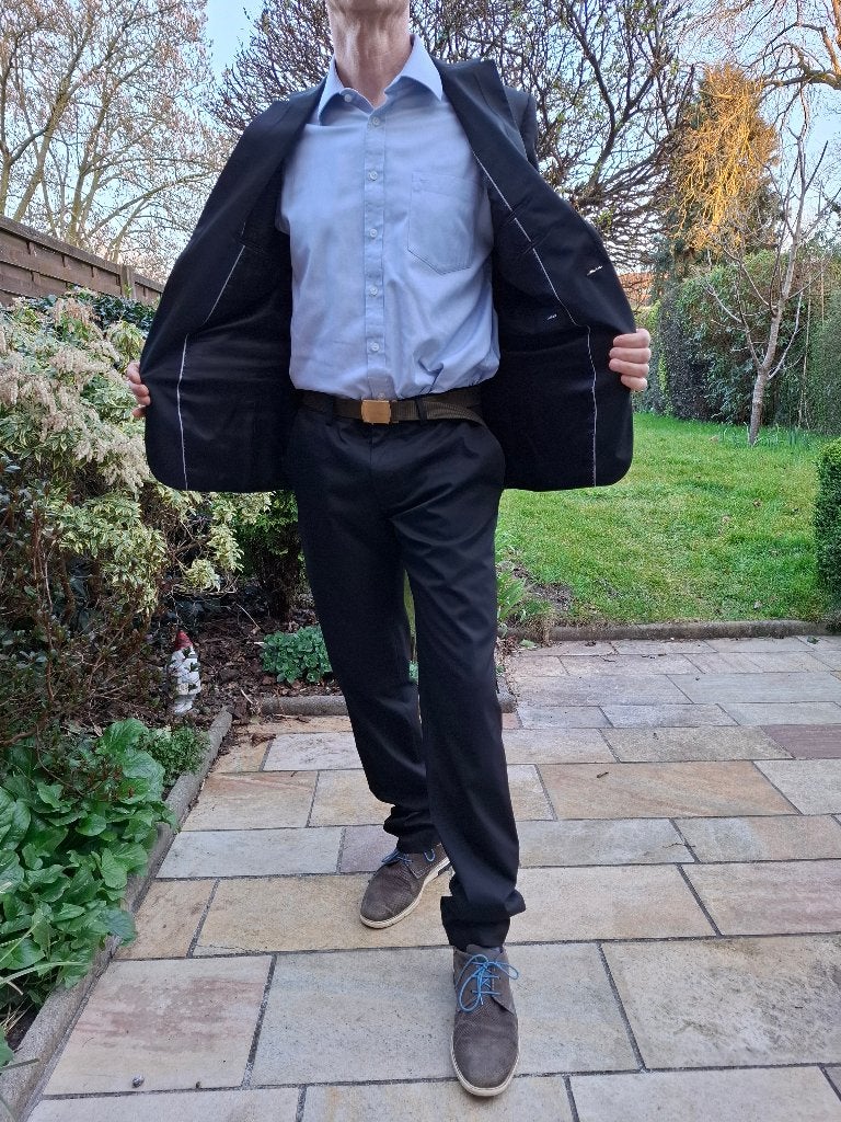 Costume Célio M noir, Enlèvement ou Envoi, Comme neuf, Noir, Célio