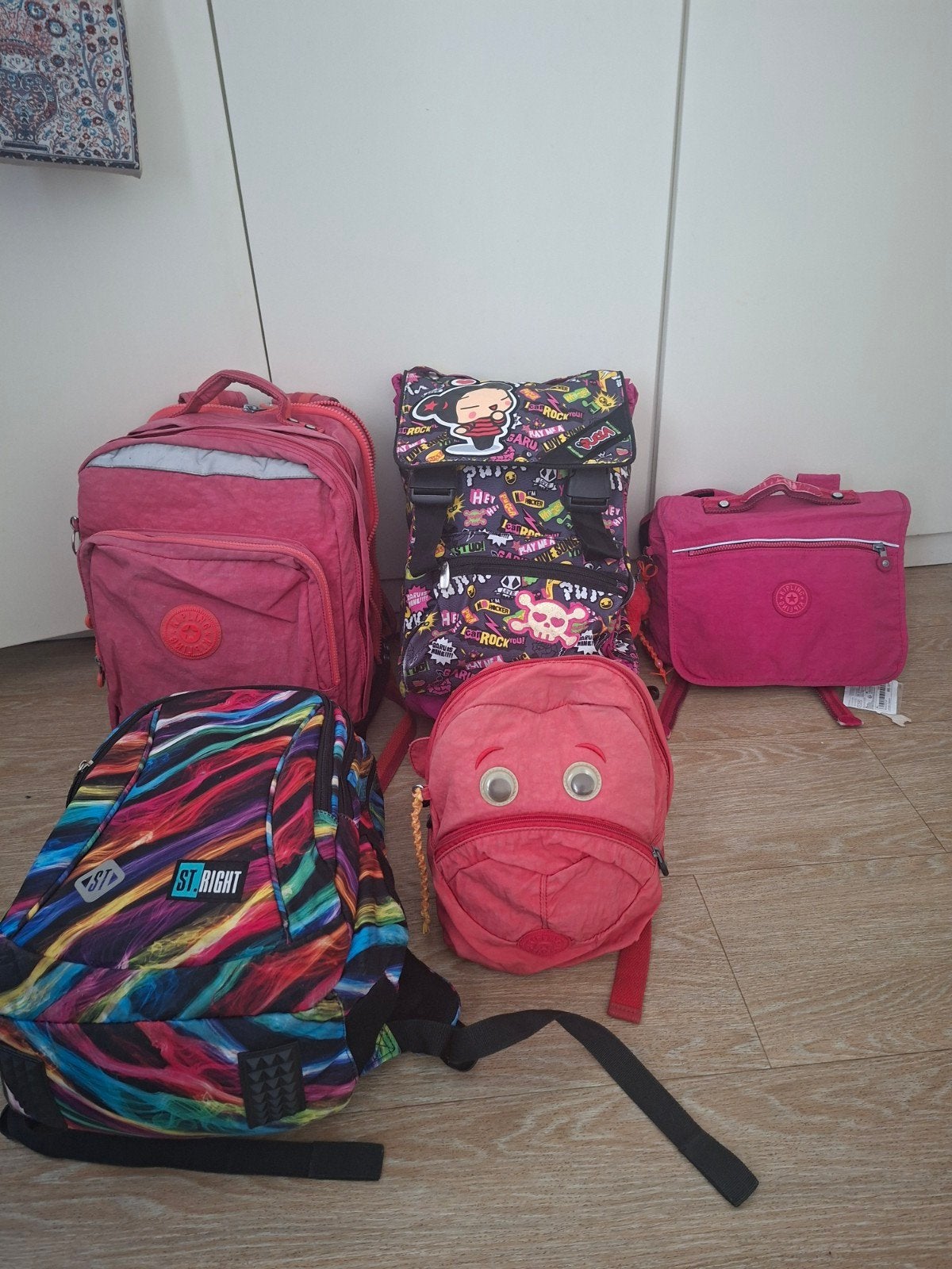cartable de maternelle à  6ÈME primaires, Bijoux, Sacs & Beauté, Sacs | Cartables, Enlèvement, Comme neuf, Porte-documents ou Cartable