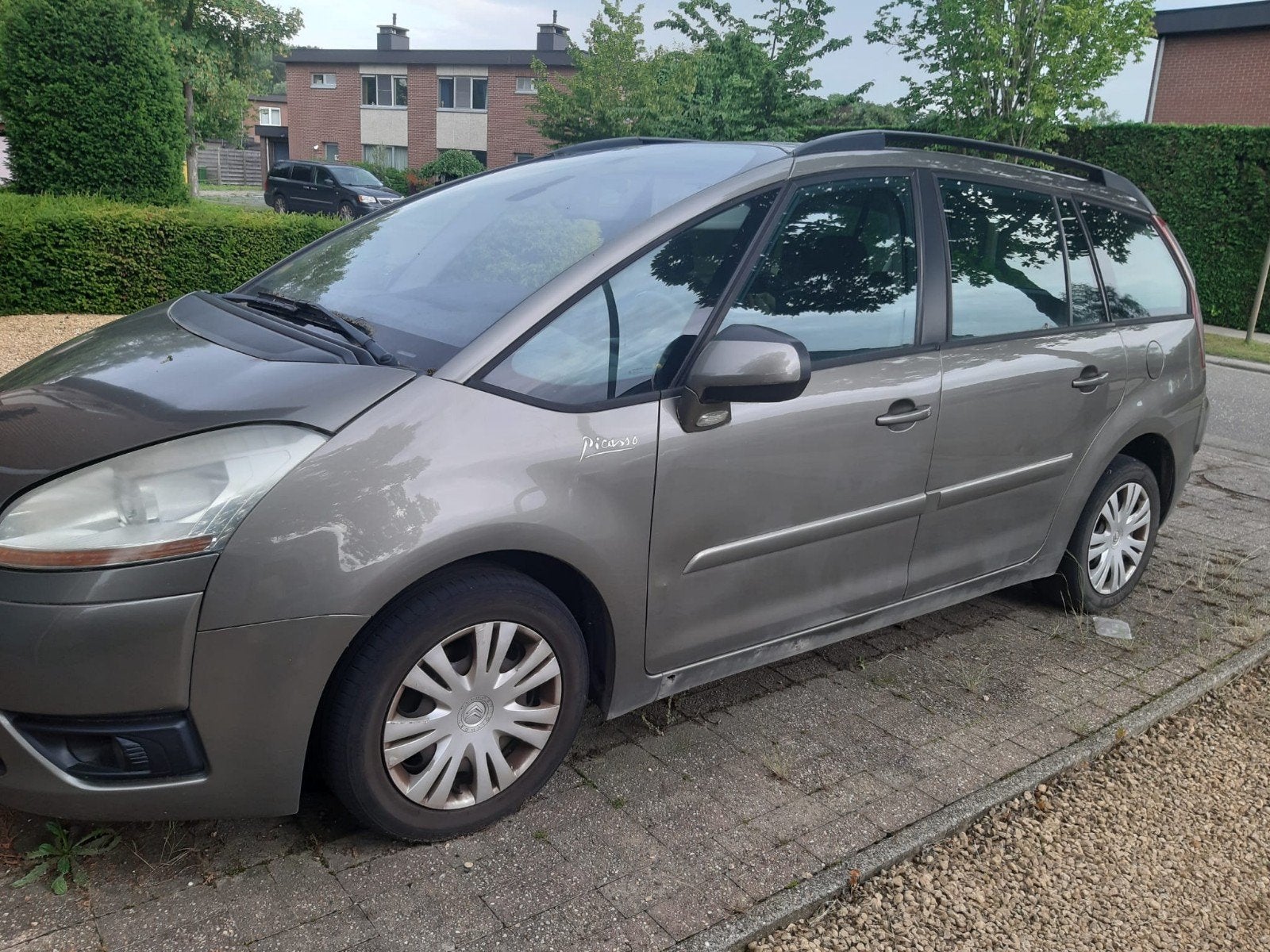 OUD IJZER, GEEN SLEUTEL, RIJDT NIET, Ophalen
