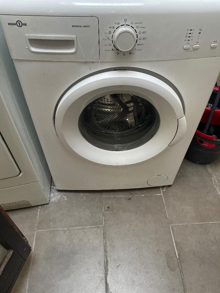 machine à laver à vendre, Electroménager, Enlèvement ou Envoi, 85 à 90 cm, Programme lavage à la main, Comme neuf