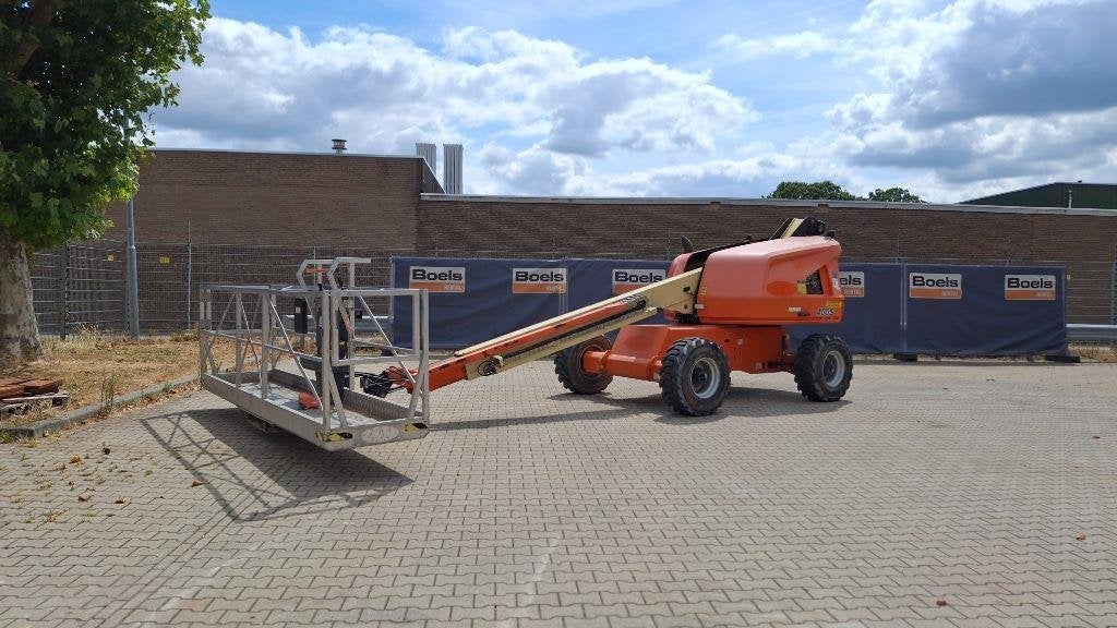JLG 400SGW+
