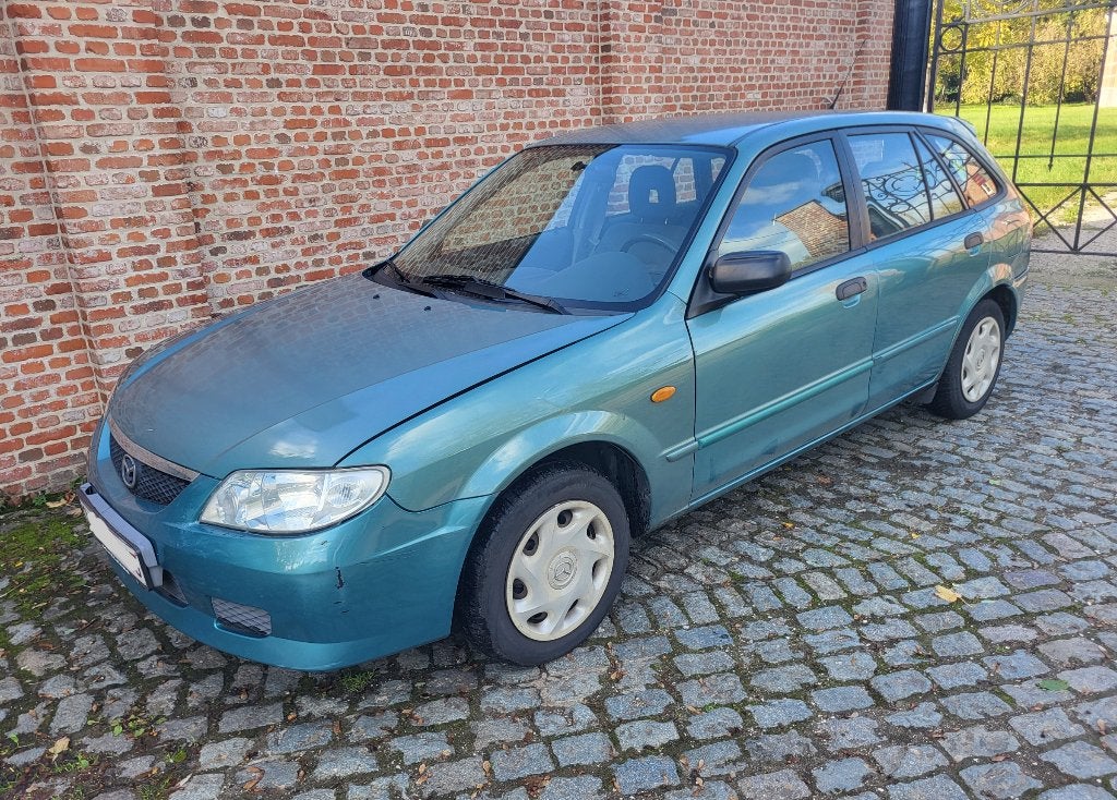 Mazda 323 1300cc Benzine Gekeurd Voor Verkoop, Auto's, Voorwielaandrijving, Elektrische ramen, 4 cilinders, 5 deurs