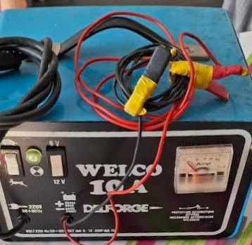 Batterijlader 6 & 12 volt ook geschikt voor moto's, Ophalen, Gebruikt, Universele onderdelen