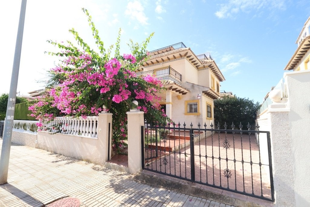 Mooi huis vlakbij het strand in Orihuela Costa, Orihuela Costa, Dorp, Spanje, Woonhuis