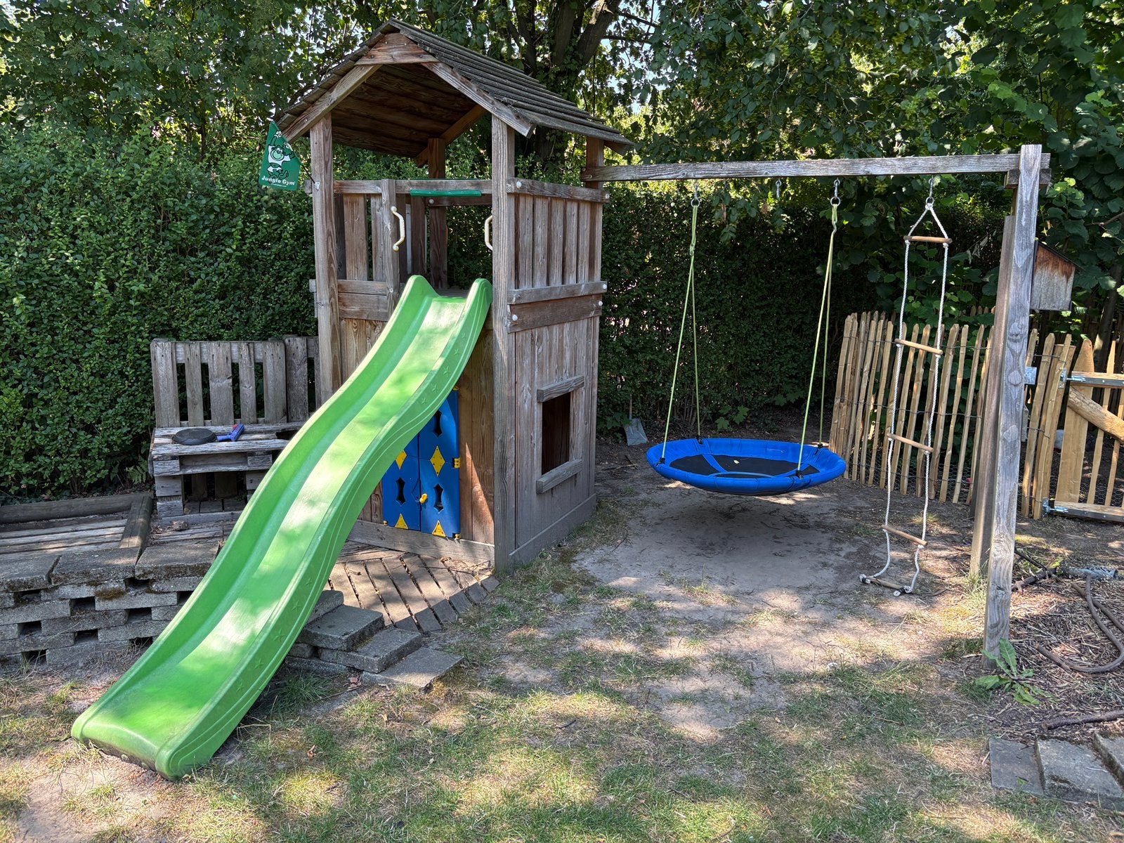Speelhuisje Jungle Gym + accessoires, Enfants & Bébés, Jouets | Extérieur | Aires de jeux, Enlèvement, Utilisé