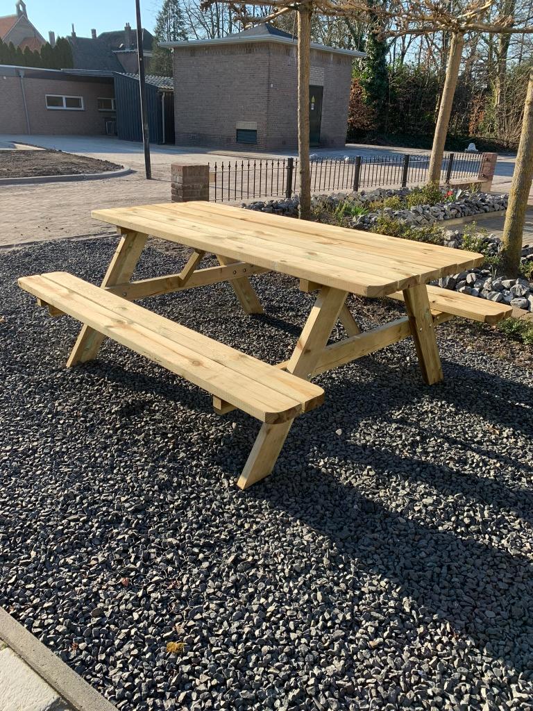 Gloednieuwe picknicktafel, Tuin en Terras, Picknicktafels, Nieuw, Ophalen of Verzenden, Inklapbaar, Rechthoekig