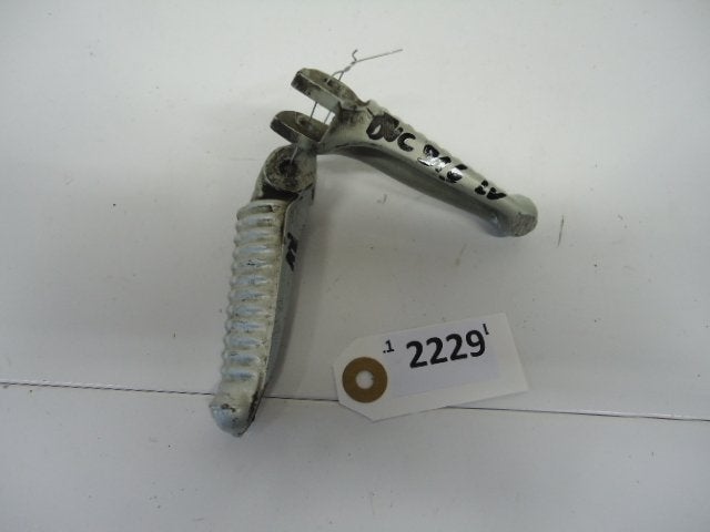 916 1995 - 2002 Ducati Voetsteunen en schetsplaten D1-24886