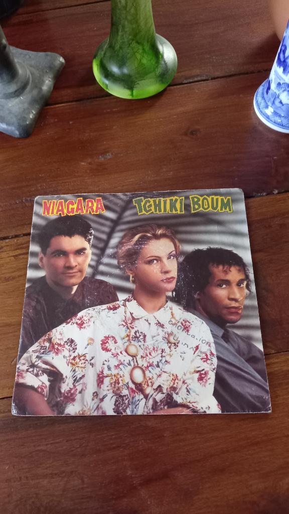 vinyl (45T) niagara "tchiki boum", Ophalen, 1980 - 1989, Gebruikt
