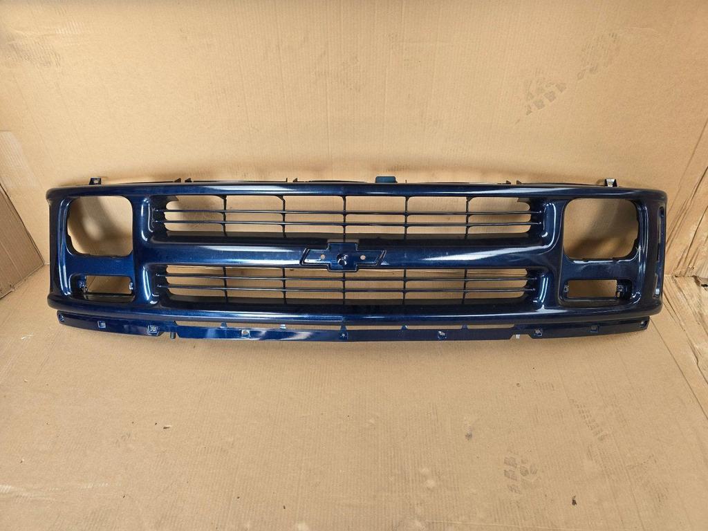 Chevrolet Express 1996-2002 / GMC Savana 1998 - OEM grille, -, -, Enlèvement, Utilisé