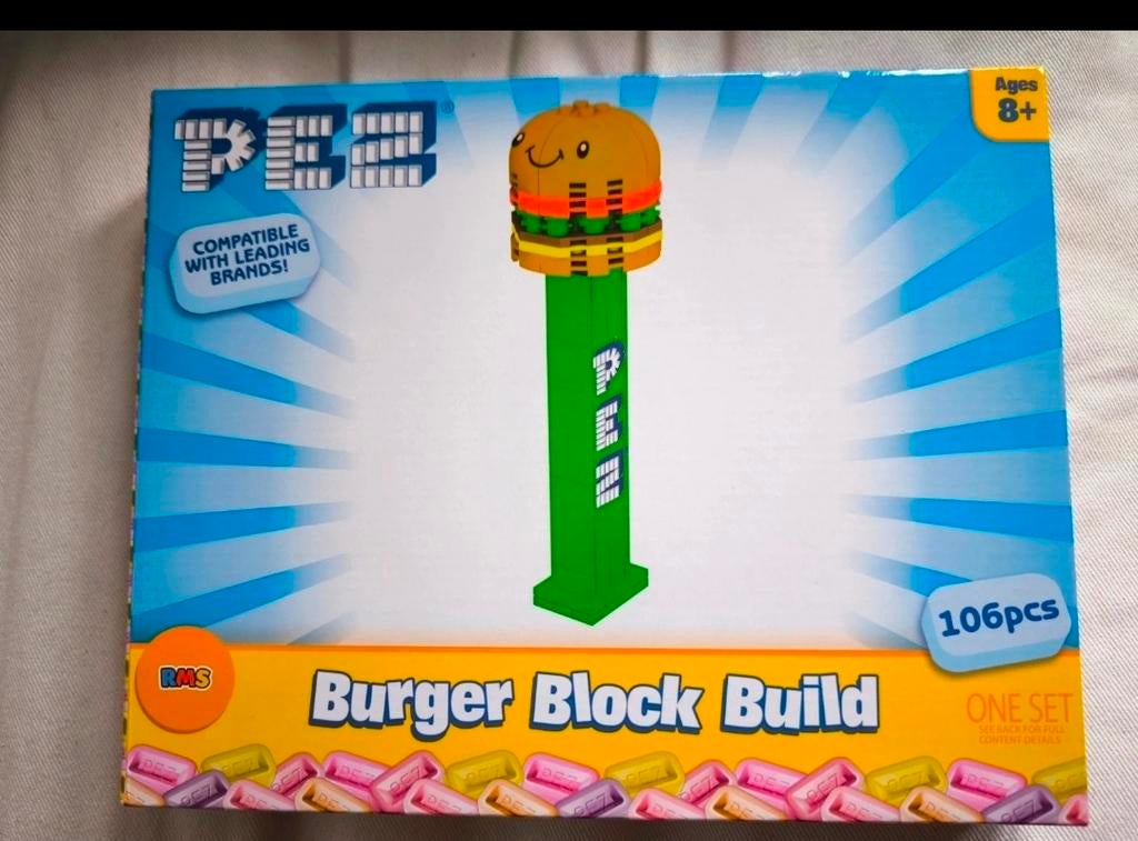 Pez USA om te bouwen. 3D. Volgens het principe van blokken v