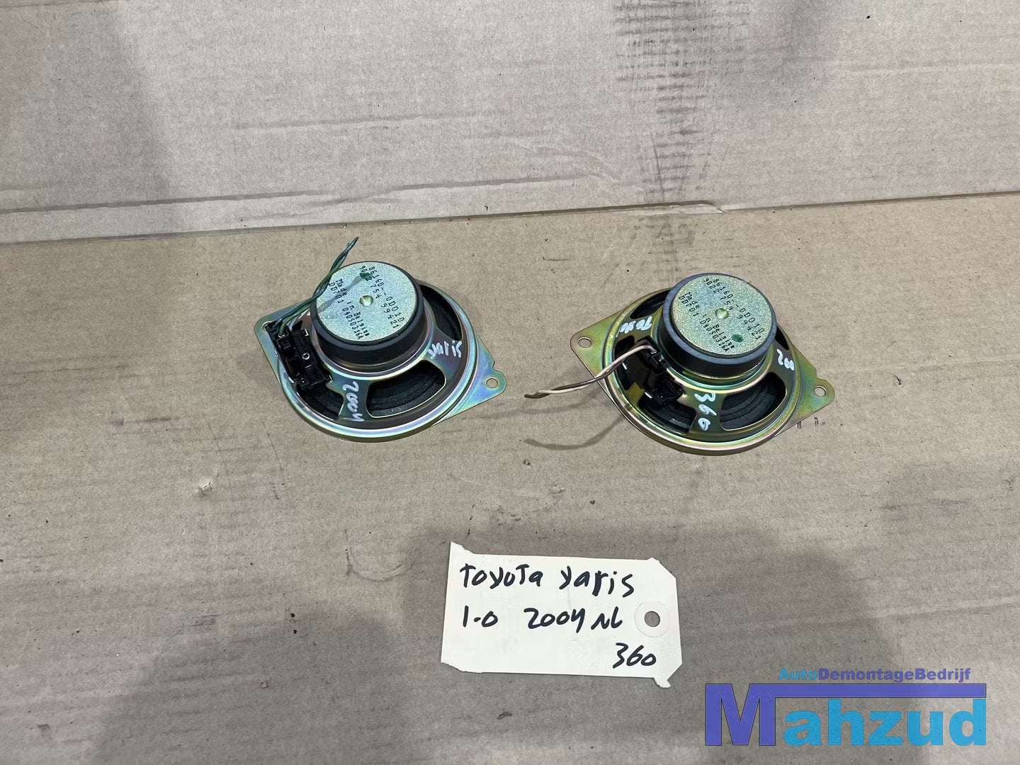TOYOTA YARIS P1 Deur speaker links rechts voor 1999-2005, Info@toyota.co.jp, Gebruikt, Toyota Motor Corporation, Toyota-Cho 1
471-8571  Toyota City