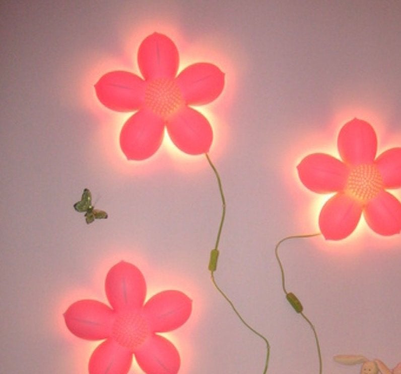 3 mooie muur bloemen als verlichting, Ophalen