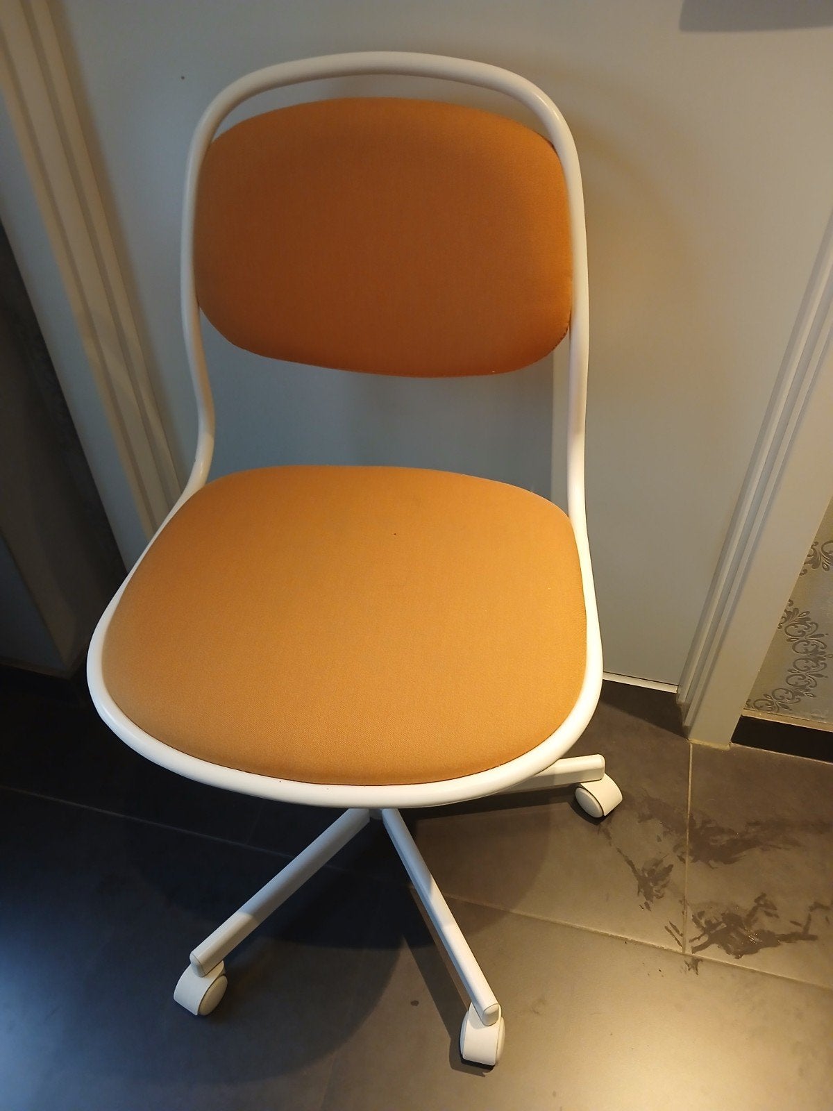 bureaustoel, Ophalen, Bureaustoel