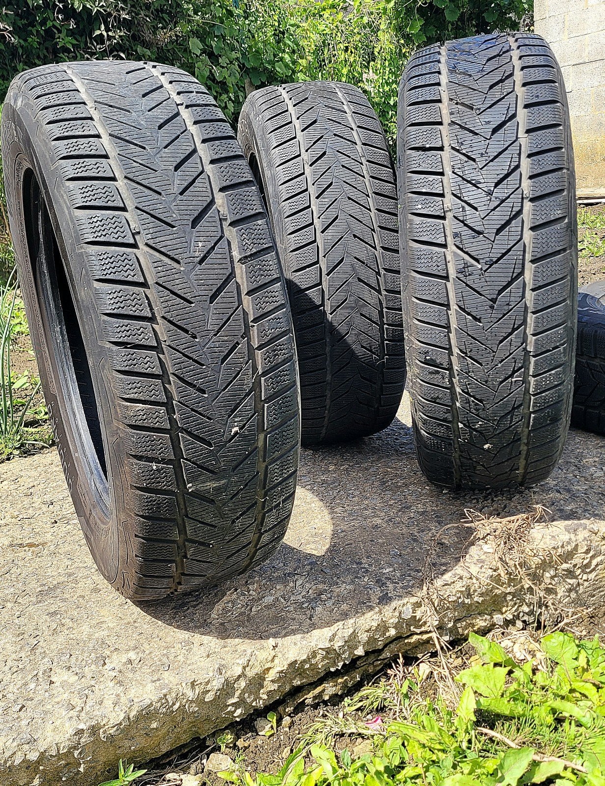 3 Pneus Vredestein : 215/60 R16 - 99H XL- été&hiver, Autos : Pièces & Accessoires, Pneus & Jantes, Enlèvement, Pneu(s)
