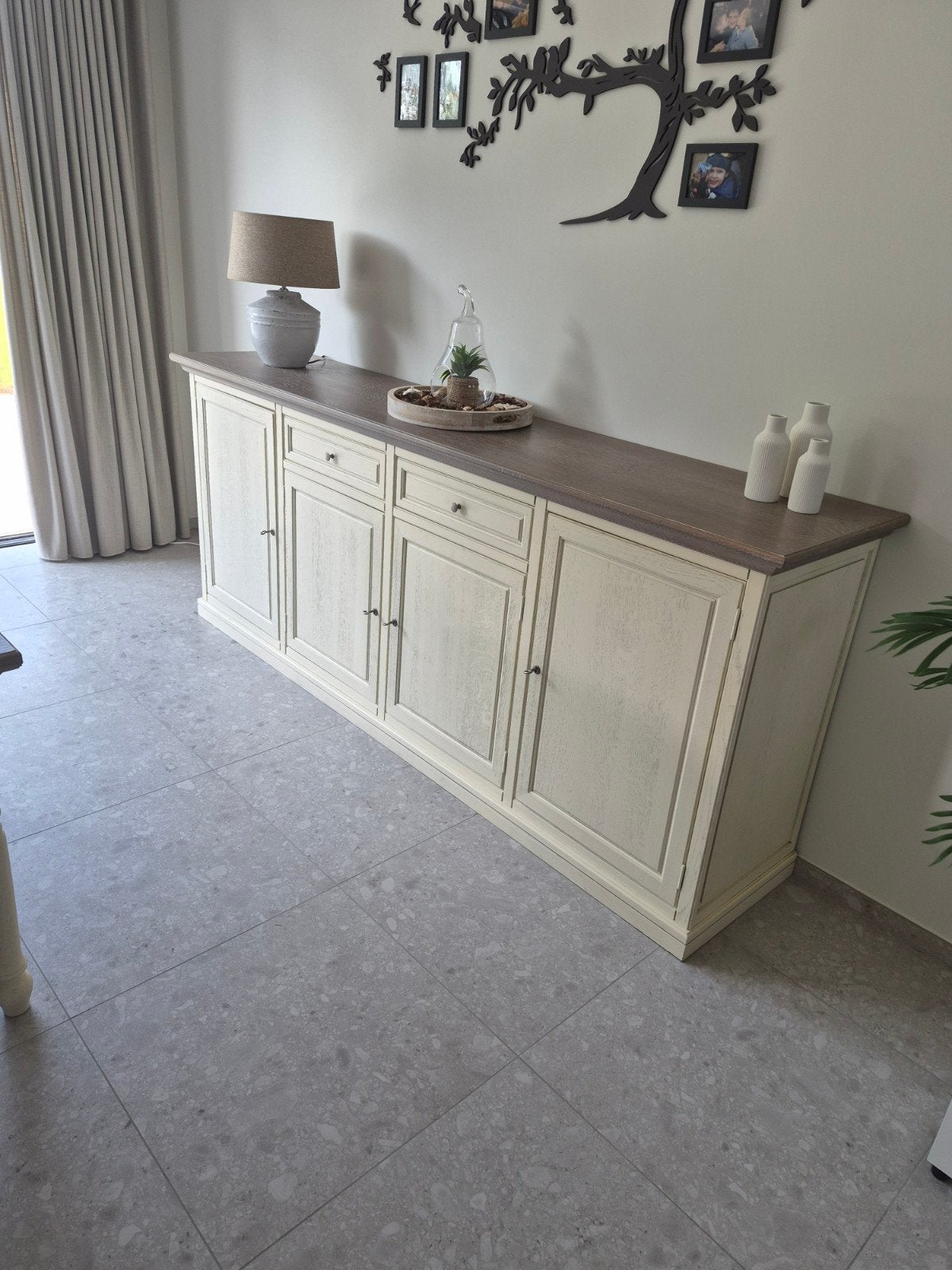 Eetkamer landelijke stijl (massief hout), Ophalen