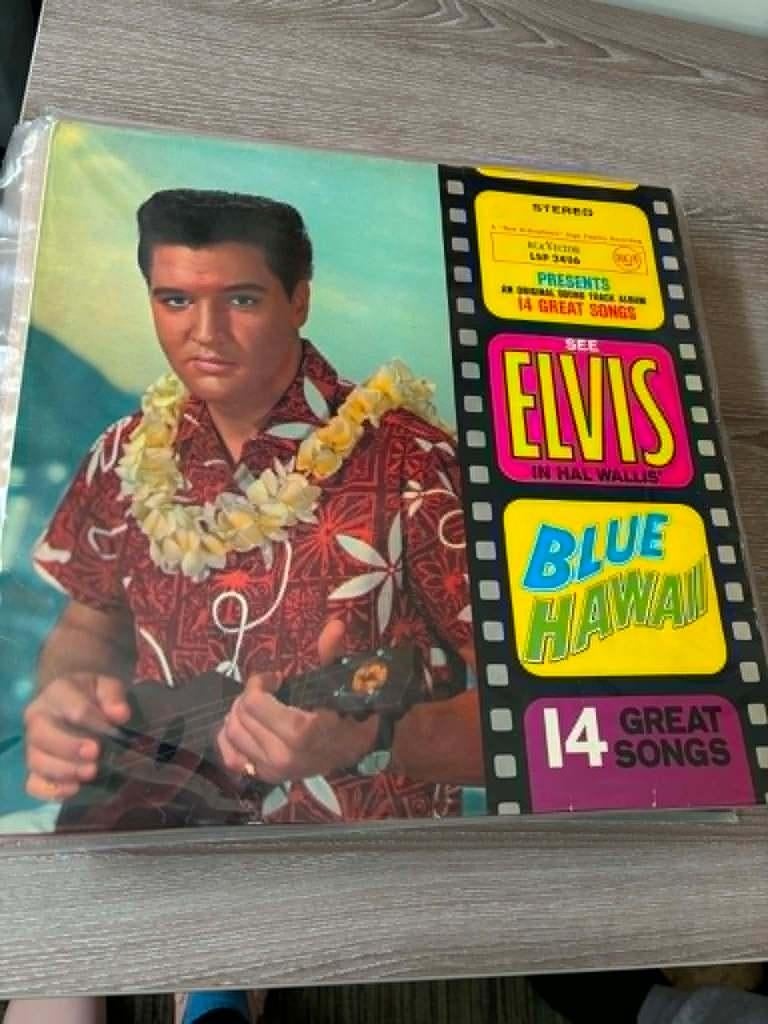 Elvis lp, Blue Hwaii, Duitse persing, black original label., Gebruikt, Ophalen of Verzenden, Rock-'n-Roll, Inclusief binnenhoes