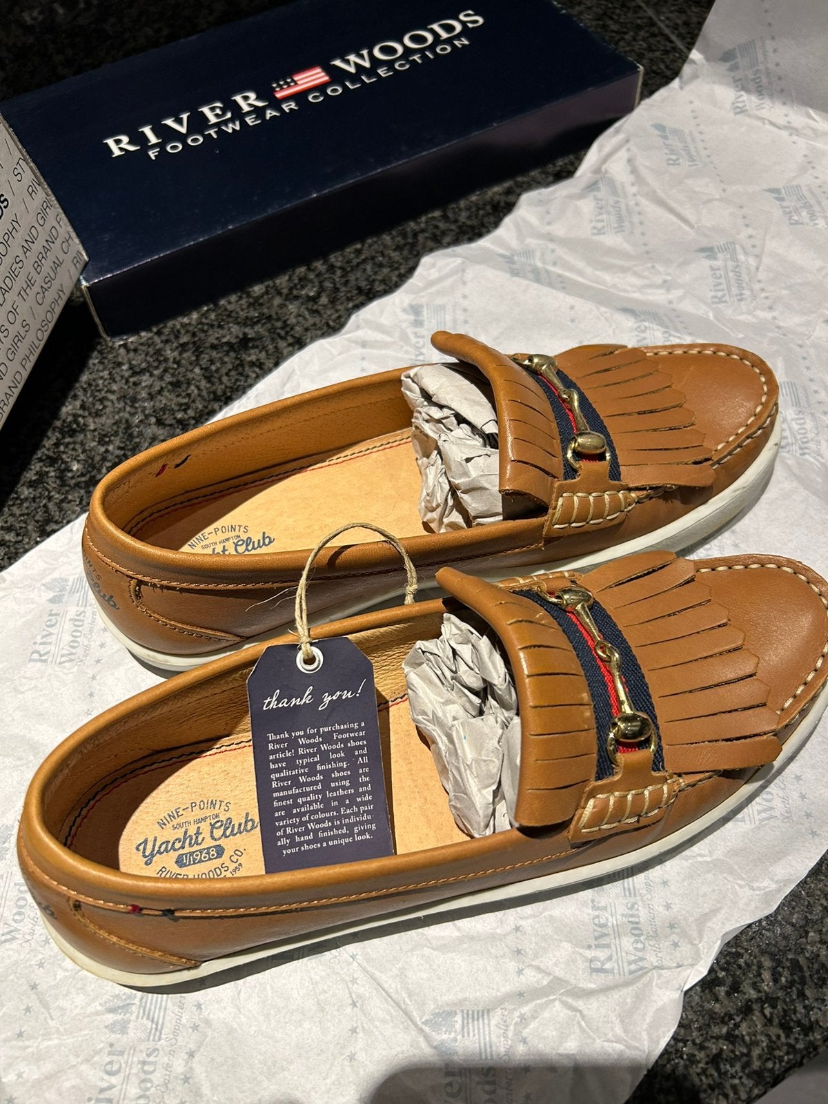 Chaussures River Woods Brown taille 40, Vêtements | Femmes, Chaussures, Enlèvement ou Envoi, Comme neuf, Brun, Autres types
