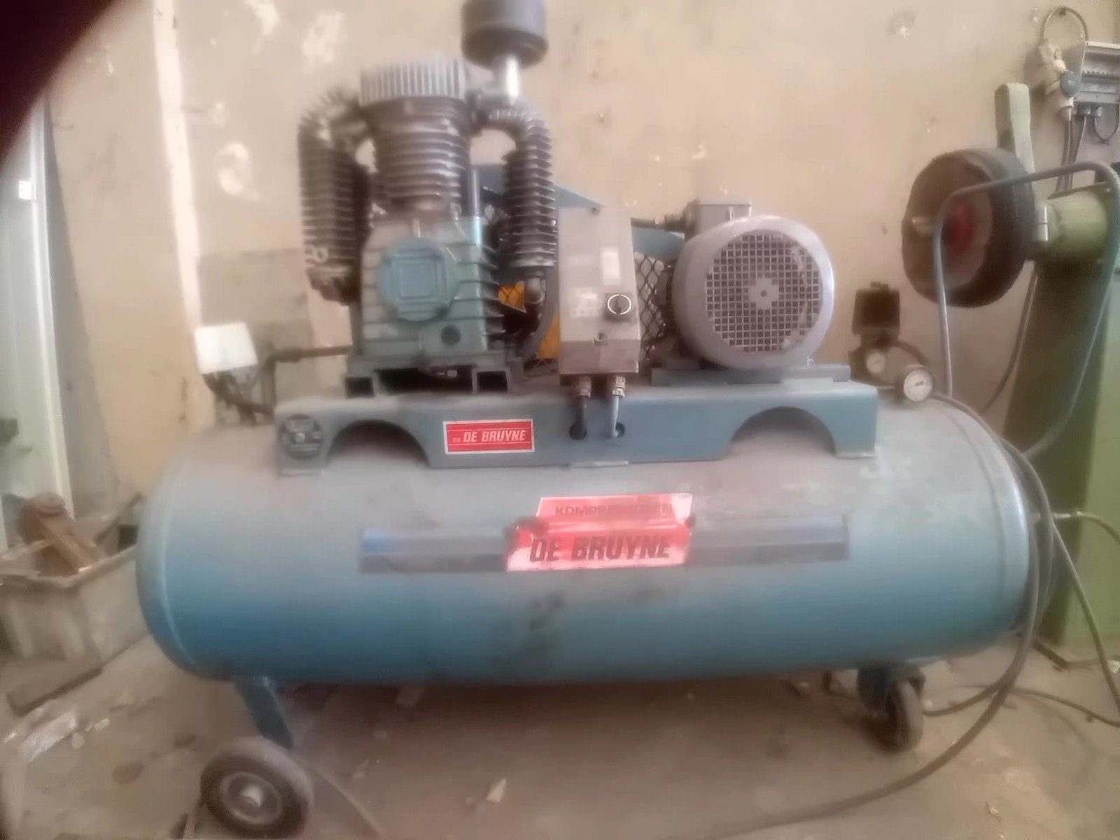 Compressor, Doe-het-zelf en Bouw, Compressors, Ophalen
