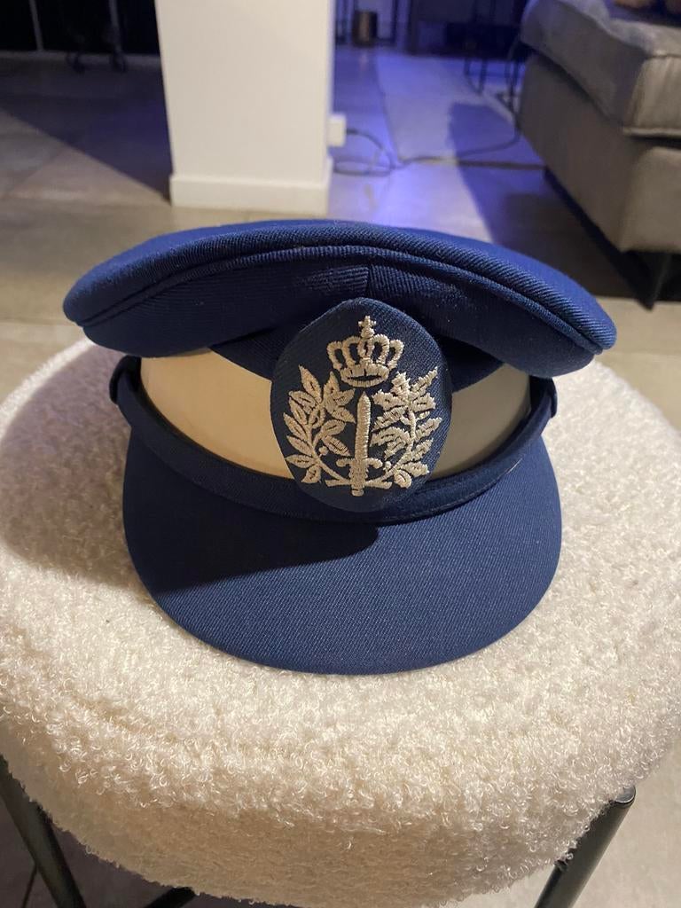 Képi police communale, Enlèvement ou Envoi, Comme neuf